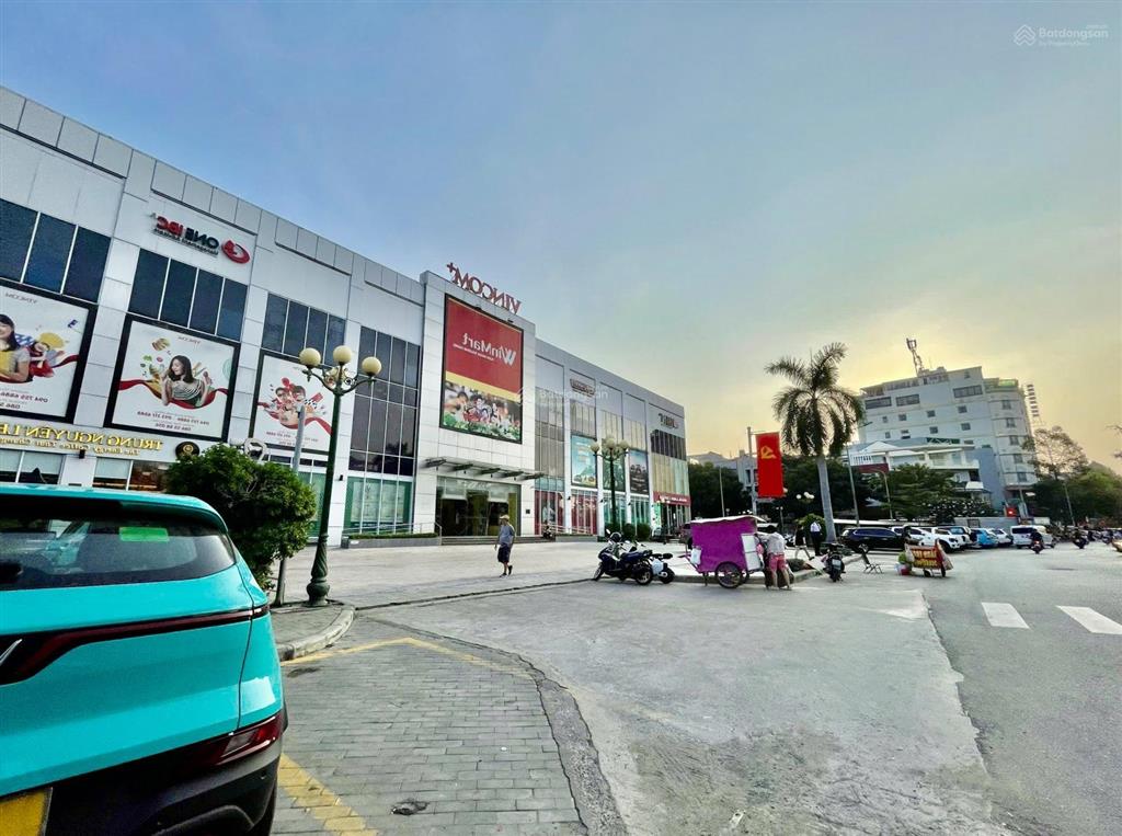 Bán nhà hẻm ô tô 5m ngay vincom trần trọng cung, chỉ 7.5 tỷ