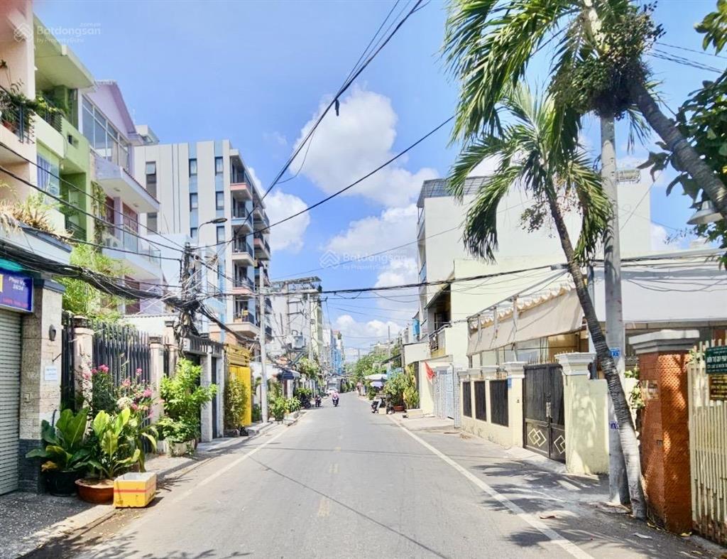 Bán đất quận 7, đường ô tô tránh nhau, diện tích 122m, giá 8.9 tỷ