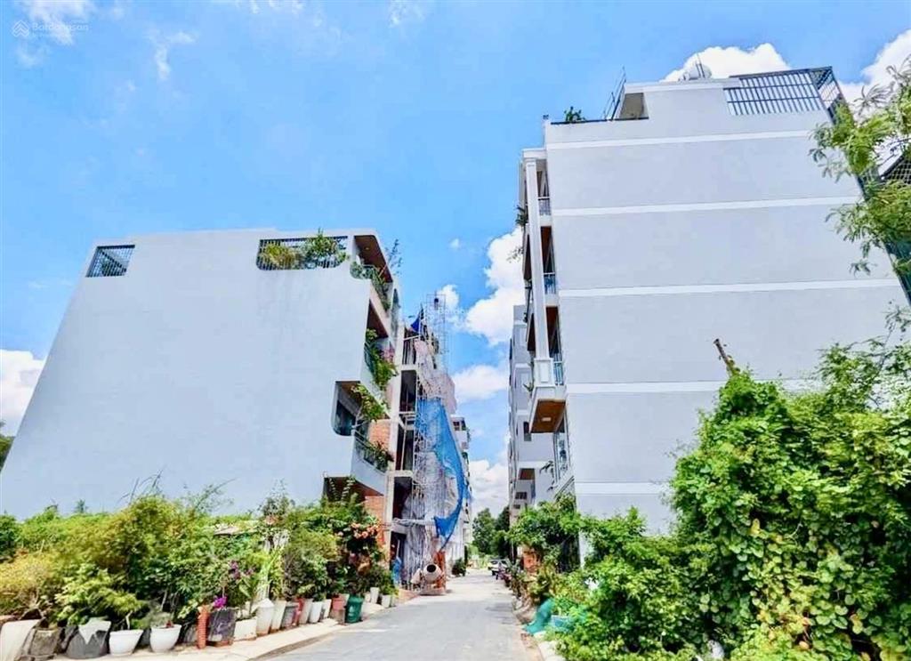 Bán đất đẹp khu dân cư cao tầng, giá 6.79 tỷ, giáp khu đô thị phú mỹ hưng, quận 7