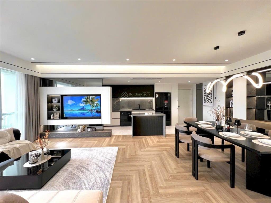 Bán căn hộ riverpark residence 3pn 2wc 128m2 thông thuỷ sh đầy đủ nội thất mới 100% chưa ở 17.7tỷ