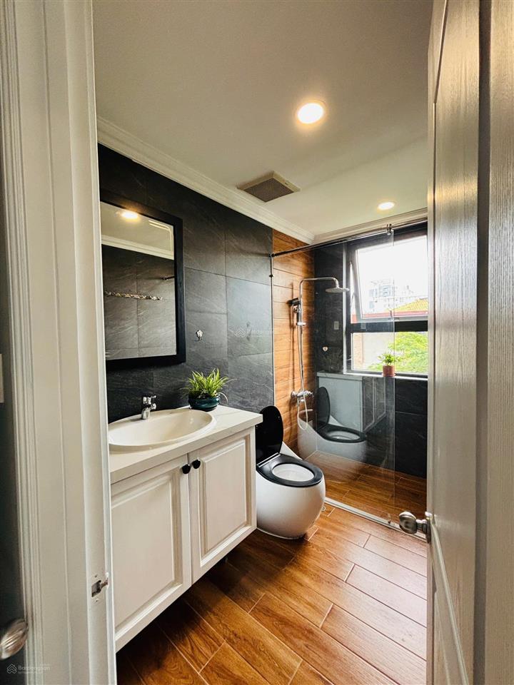 Cần bán gấp ch mỹ khánh 1b 2pn 2wc 118m2 phòng khách siêu rộng đầy đủ nội thất giá 11tỷ sh