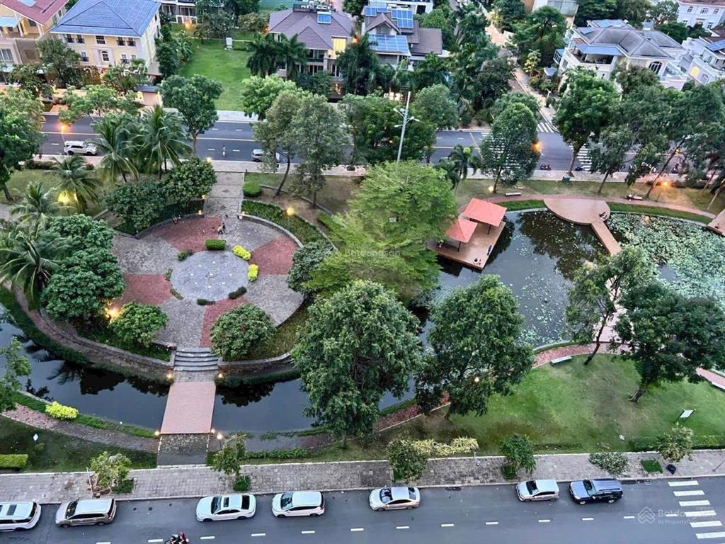 Hot hot bán gấp căn hộ chung cư cảnh viên 3, 10 tỷ vnd, 118m2, 3pn 2wc view công viên 2ha pmh q7