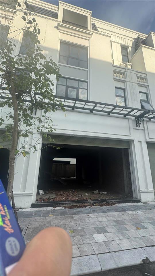 Bán gấp nhà 4 tầng biệt thự liền kề diện tích 96m2 dự án la emera hạ long