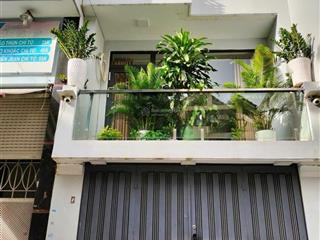 Nhà bán hxh 8m 1/ quang trung p11, dt(4x16,5m) giá 9,7 tỷ