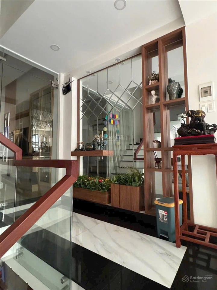 Khu vip nhất p12, đường 8m còn duy nhất 1 căn giá tốt. khu phân lô đồng bộ giá 8,2 tỷ