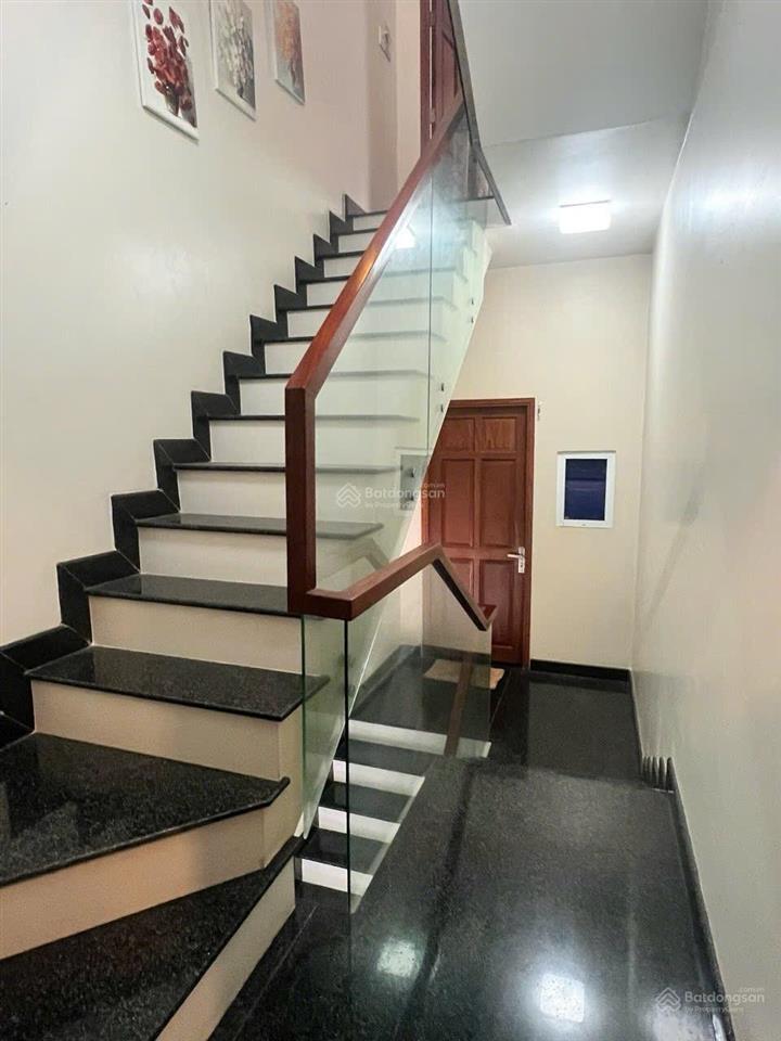 Bán nhà 616/61/ lê đức thọ p.15 gv
đường rộng 16m có vỉa hè đi vào khu osimi.
giá 13,5 tỷ tl