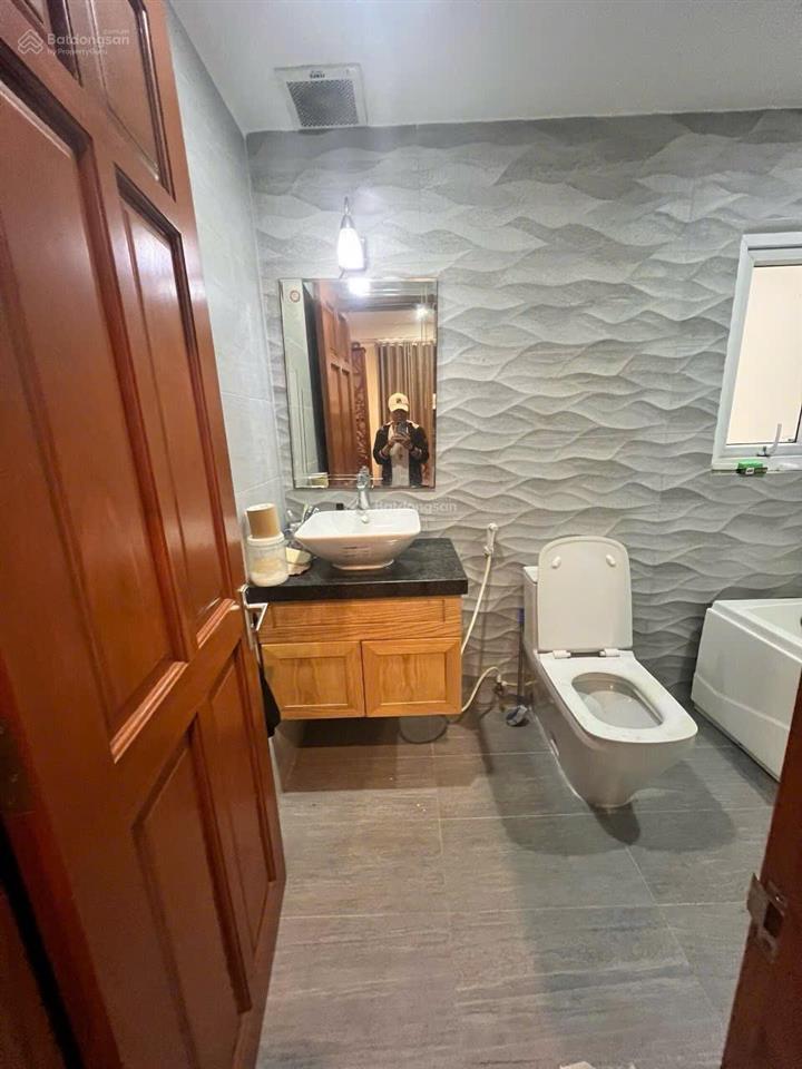 Bán nhà 616/61/ lê đức thọ p.15 gv
đường rộng 16m có vỉa hè đi vào khu osimi.
giá 13,5 tỷ tl