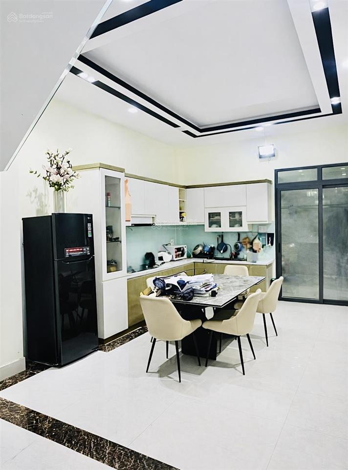 Giá tốt khu vip bình phú  mặt tiền đường 12m  ngang hiếm 4,5m  4 tầng  ở hoặc kinh doanh