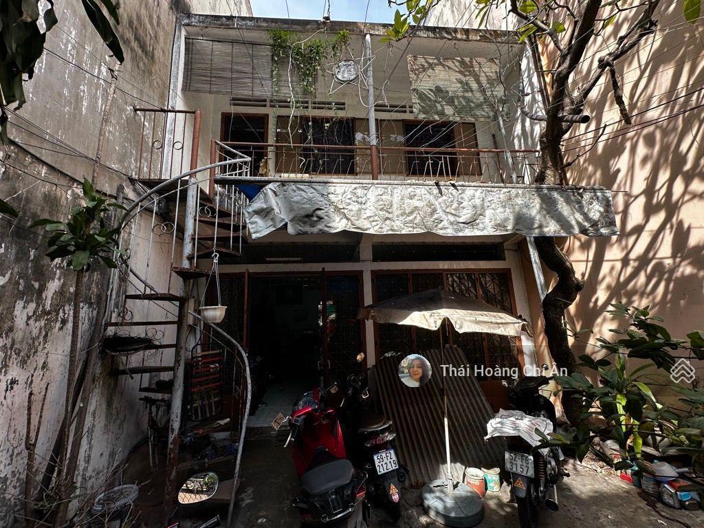 Q3 lê văn sỹ  144m2 ngang 6m  xe hơi ngủ  chdv hiếm