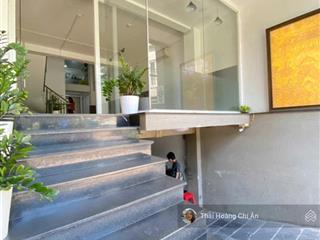 Tòa nhà 8 tầng view công viên q1  2 mặt thoáng  sổ đỏ hoàn công đủ