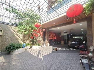 Biệt thự nghỉ dưỡng bùi đình túy dt 310m hẻm 8m xe tải thang máy giá 49.5 tỷ