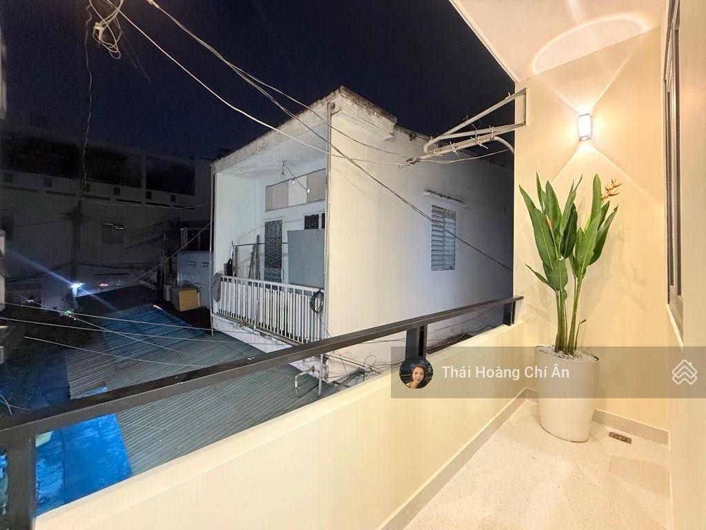 Bán nhà phú nhuận  thích quảng đức  hẻm xe hơi thông  60m2  tặng full nội thất  9.8 tỷ