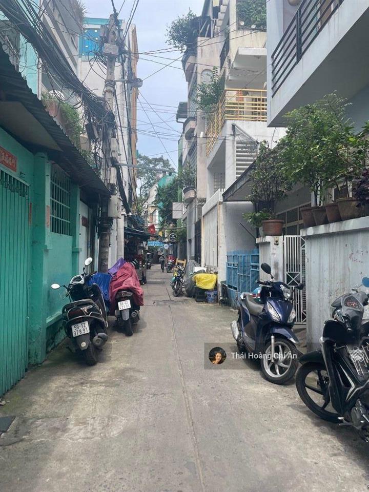 Bán nhà lê thị riêng q1  121.24m nở hậu  ngay trung tâm bến thành  29.8 tỷ
