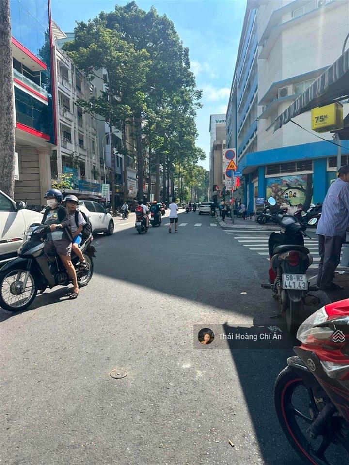 Chủ giảm lỗ 3 tỷ mặt tiền quận 1 giá khu ngoại ô, chốt nhanh đầu tư