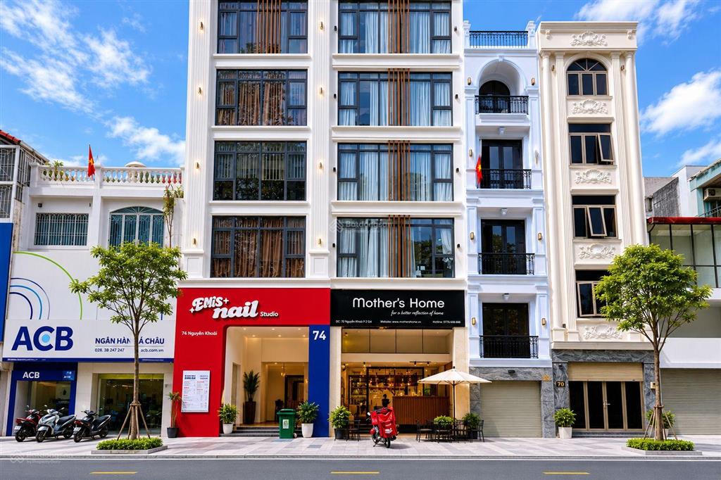 Mặt tiền chdv nguyễn khoái, q4 kết nối q1 chỉ 1 cây cầu dòng tiền 200 tr/tháng