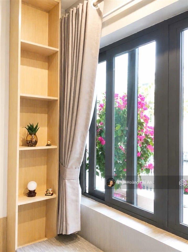 Nhà hxh 2 mặt hẻm mới 4 tầng kế công viên khánh hội q4 13,2 tỷ