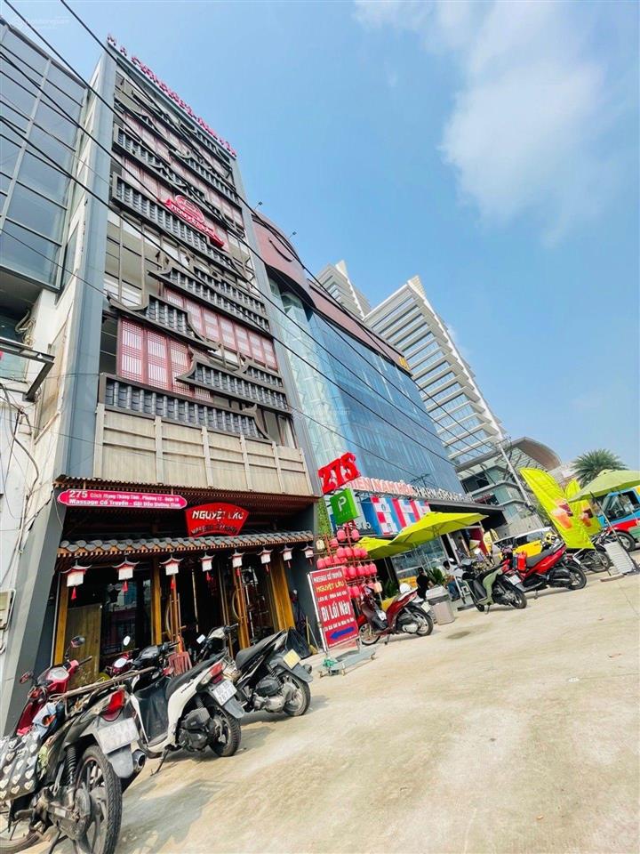 Tòa nhà 7 tầng cmt8 ngã 6 dân chủ q10  ngang 6m  hđ thuê 2,1 tỷ/năm