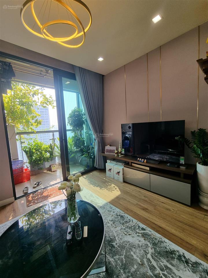 O947105567 bán căn 2 ngủ, 2 vệ sinh ở trần quý kiên, dịch vọng, cầu giấy 65m2  nội thất đẹp