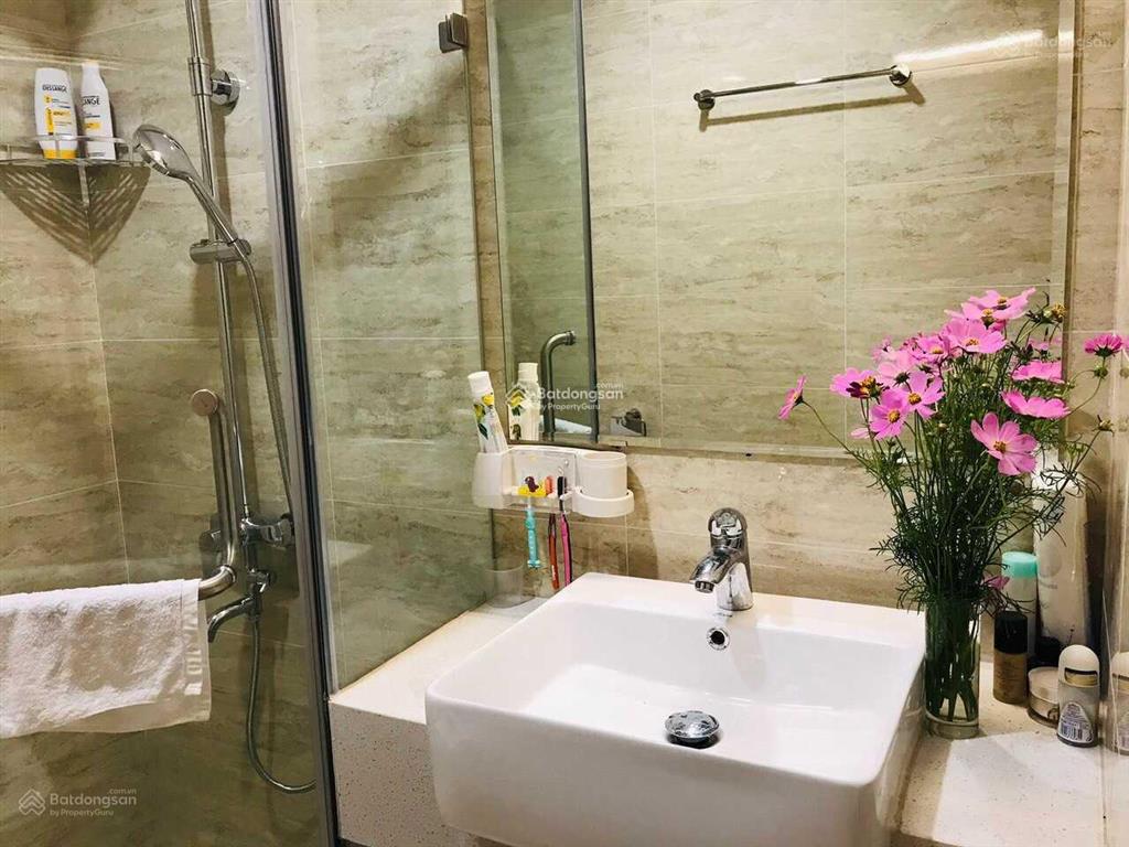 O968127636 bán căn hộ cc phố chùa láng  50m2  2 ngủ, 2wc, đống đa, gần đại học ngoại thương