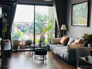 O947105567 chính chủ bán căn 3 ngủ ở lê văn lương dt 77m2, nhà đủ nội thất đẹp , sổ đỏ giá 6 tỷ 9