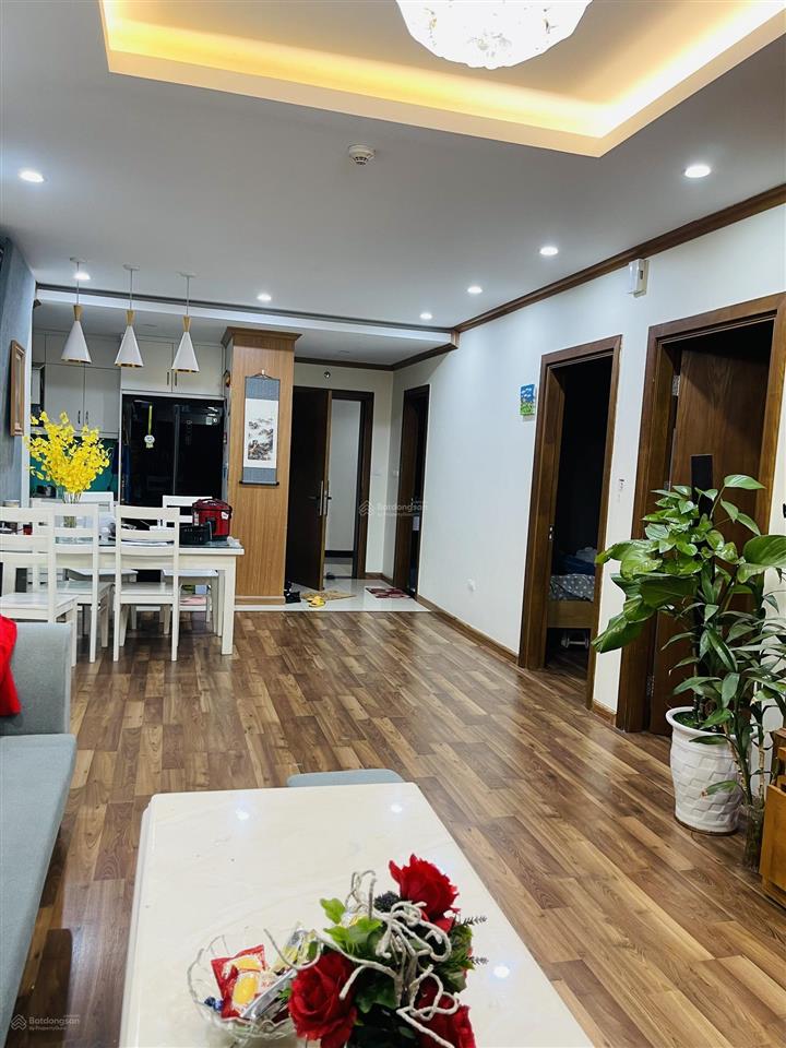 O968127636 bán căn chung cư ở 282 nguyễn huy tưởng, thanh xuân dt 70m2, 2 ngủ, đủ nội thất đẹp