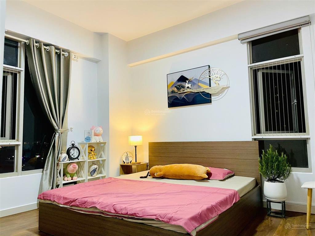 Bán căn góc 2pn parcspring  nhà thoáng mát tầng đẹp và để lại nội thất giá tốt chỉ từ 4.3tỷ
