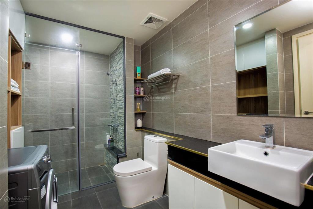 Cực hiếm duy nhất 1 căn  chính chủ gửi bán căn hộ kris vue 1pn tầng trung, có nội thất giá 4.1tỷ