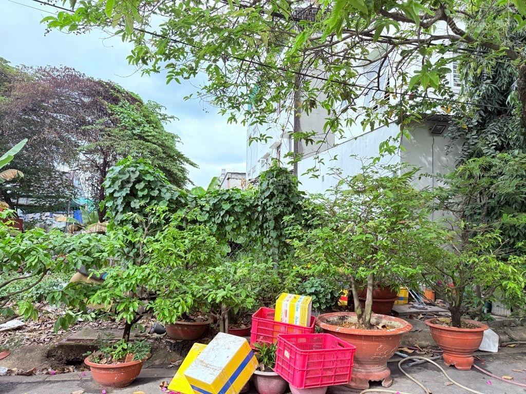 Nguyễn văn quá sát bờ kè tham lương, hồ chí minh khu đồng bộ hiếm nhà bán