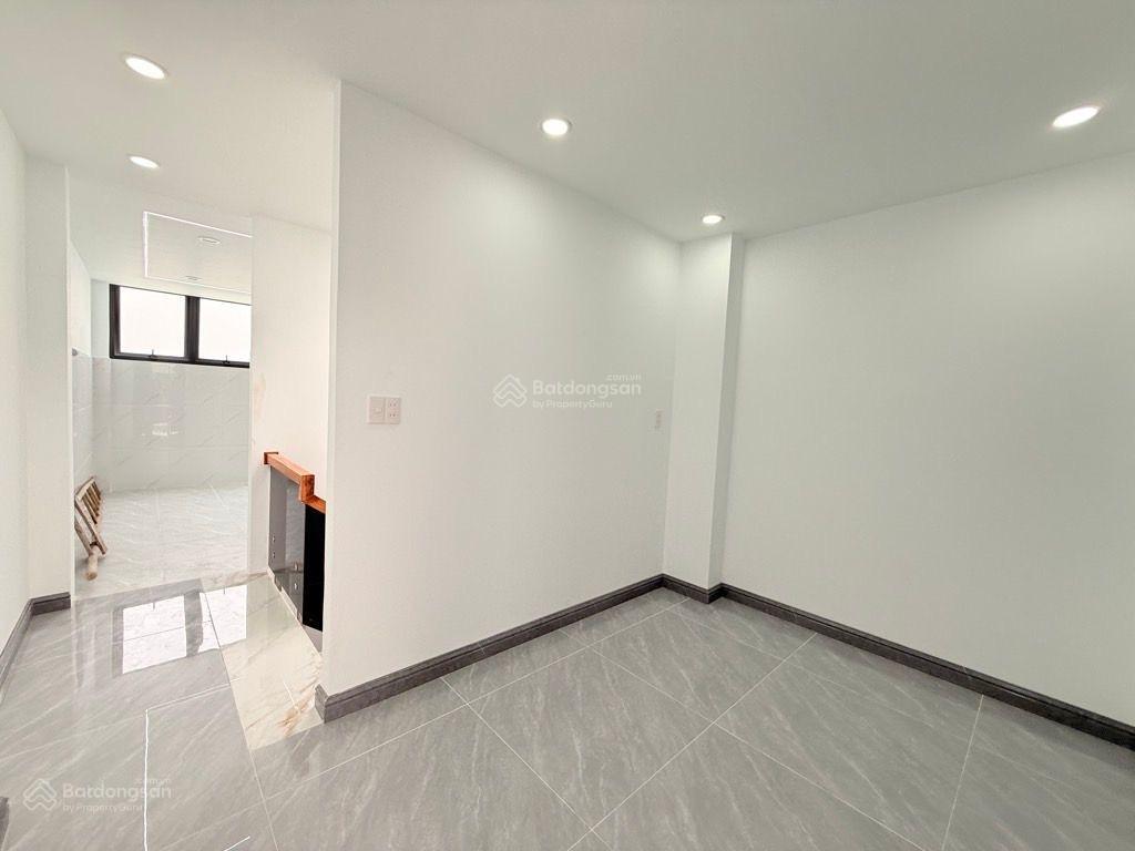 Hxh lê quang hòa nhà mới 100% 5x13m 4pn chỉ 6.2 tỷ tl