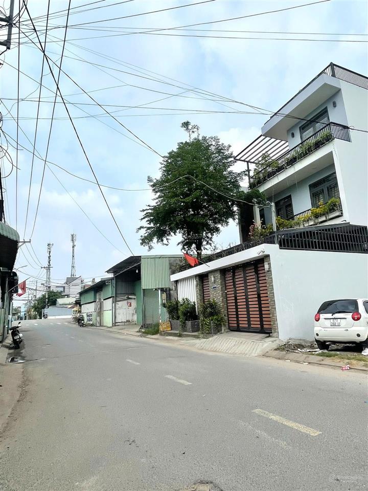 Đường nhựa 8m ô tô vào nhà giảm còn 5.1 tỷ