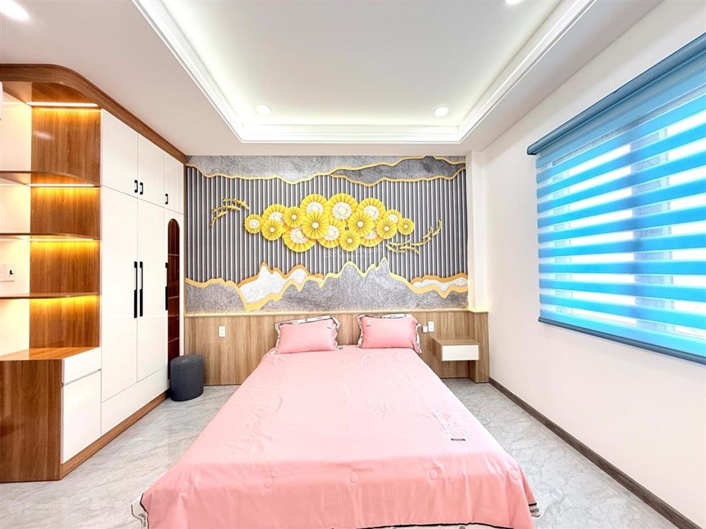 Nhà mới hẻm xe hơi tránh 54m đầy đủ nội thất