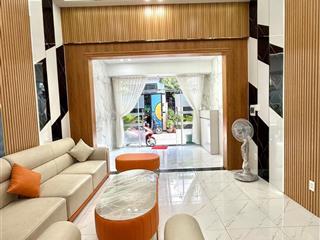 Hẻm xe hơi nhà đẹp 64m², chỉ 4,95 tỷ, tân chánh hiệp, q12