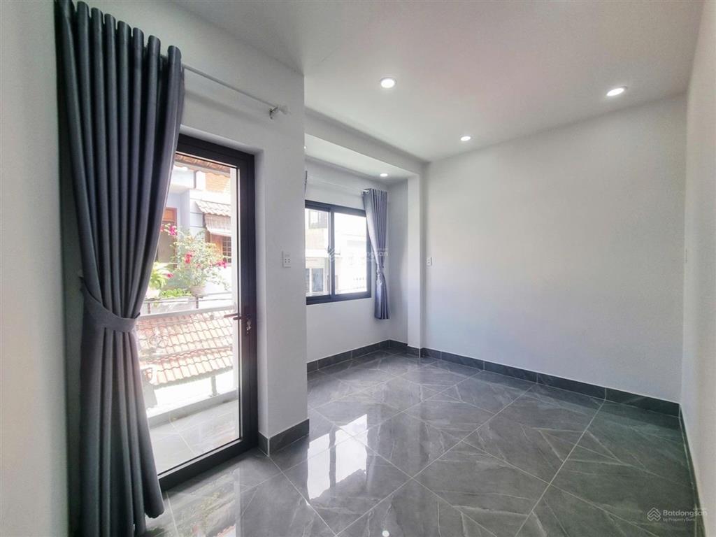 Mặt tiền kinh doanh chỉ nhỉnh 5 tỷ