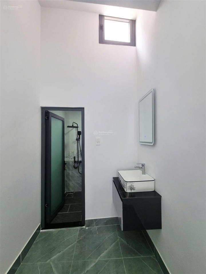 Mặt tiền kinh doanh chỉ nhỉnh 5 tỷ