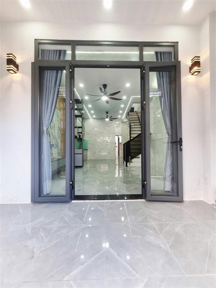 Mặt tiền kinh doanh chỉ nhỉnh 5 tỷ