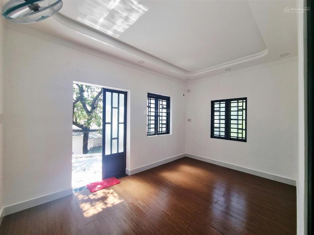 Nhà đẹp hẻm xe hơi thông lê văn khương gần chợ thiếc 3,19 tỷ tl