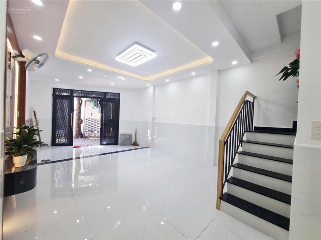 Nhà đẹp hẻm xe hơi thông lê văn khương gần chợ thiếc 3,19 tỷ tl