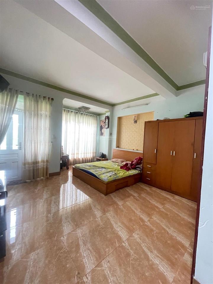Mặt tiền lê thị riêng 70m 4 tầng giá mới 10,3 tỷ tl