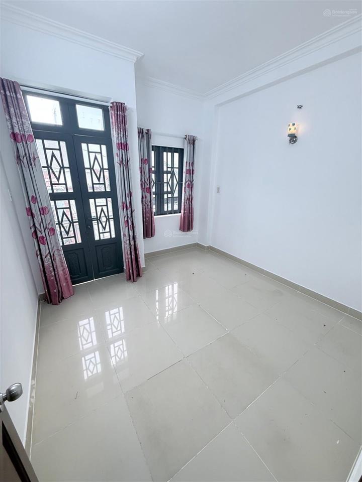 Nhà mới hxh nguyễn thị kiểu 4pn sổ chung vi bằng 2,18 tỷ