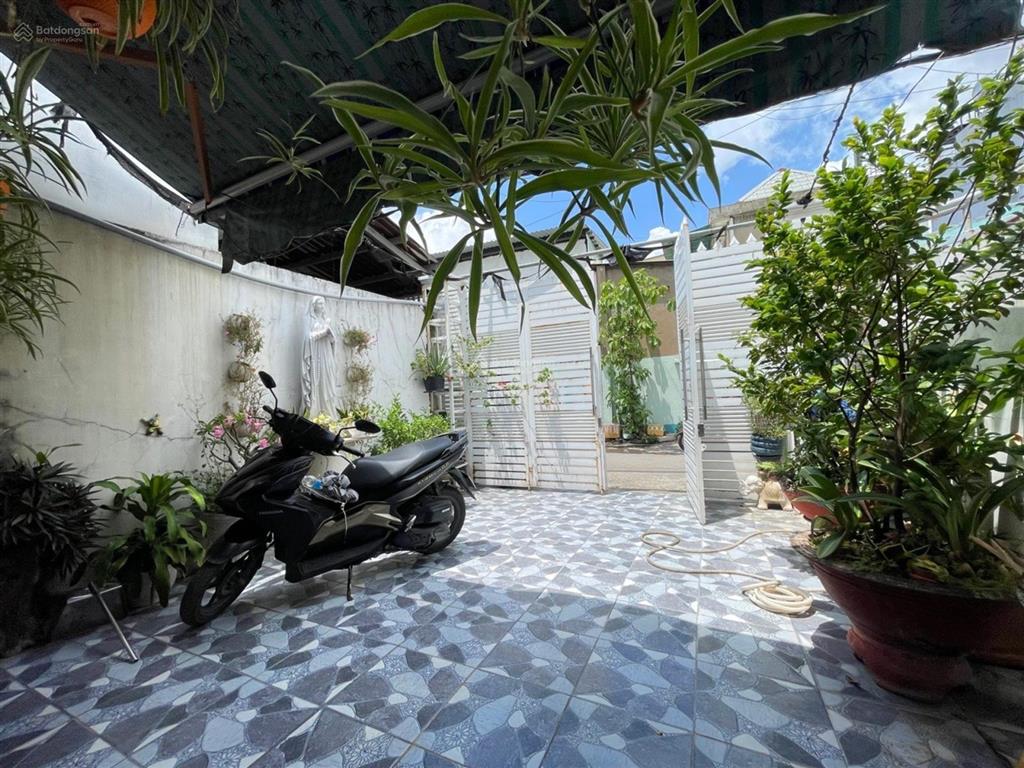 Mặt tiền đht 19, nở hậu 7.4m, 112m2, chỉ 7.5 tỷ