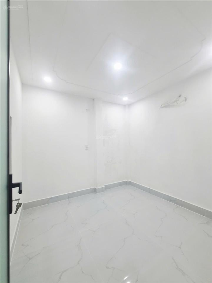 Sốc giá 3,45 tỷ nhà 2 tầng 4x8m sửa mới hiệp thành 35