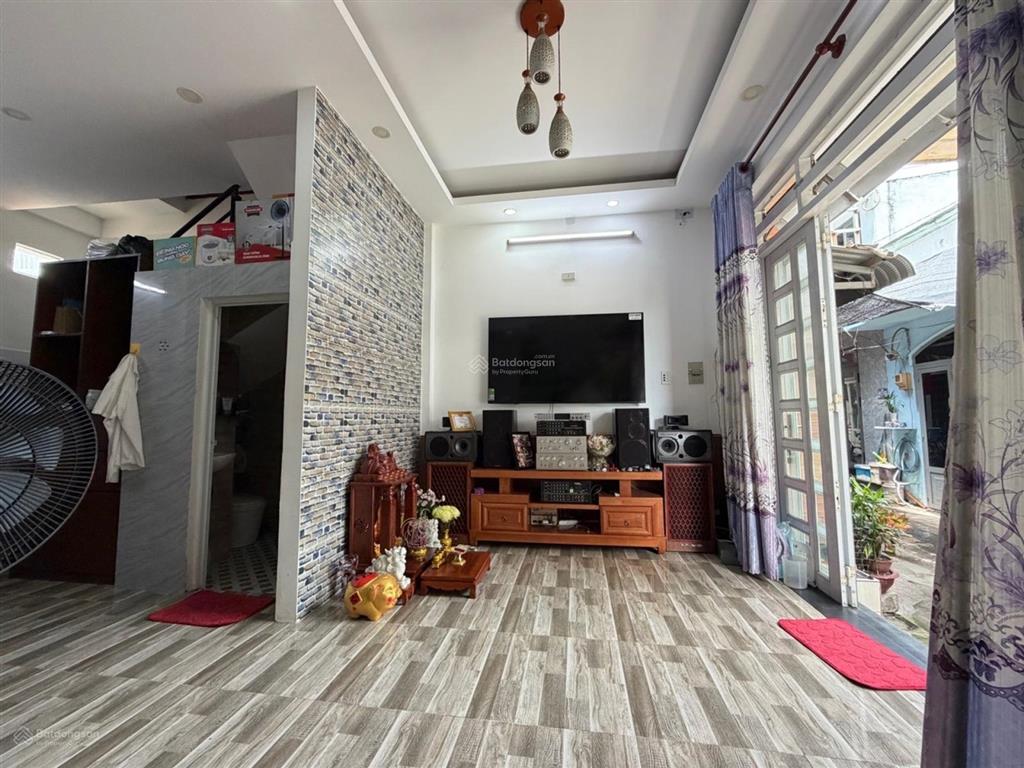 Nhà shr ngang 5m hiếm có thới an q12, ô tô đỗ cửa!