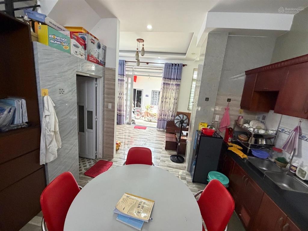 Nhà shr ngang 5m hiếm có thới an q12, ô tô đỗ cửa!