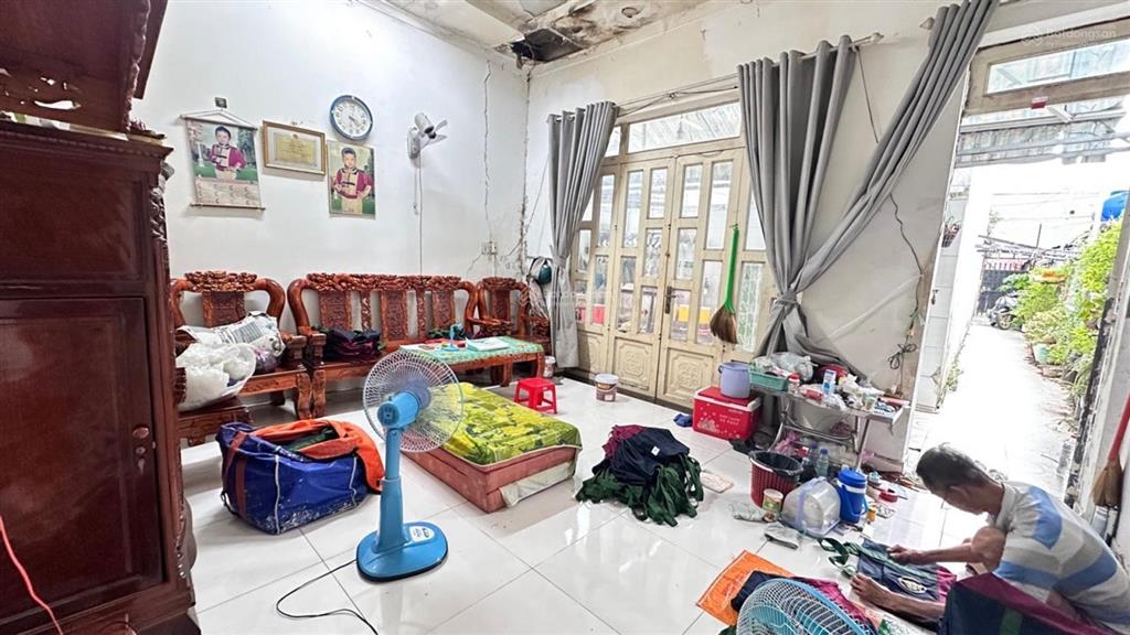 Thới tam thôn nhà ngang 5m dài 22m hẻm xe hơi shr chỉ 3,2 tỷ tl