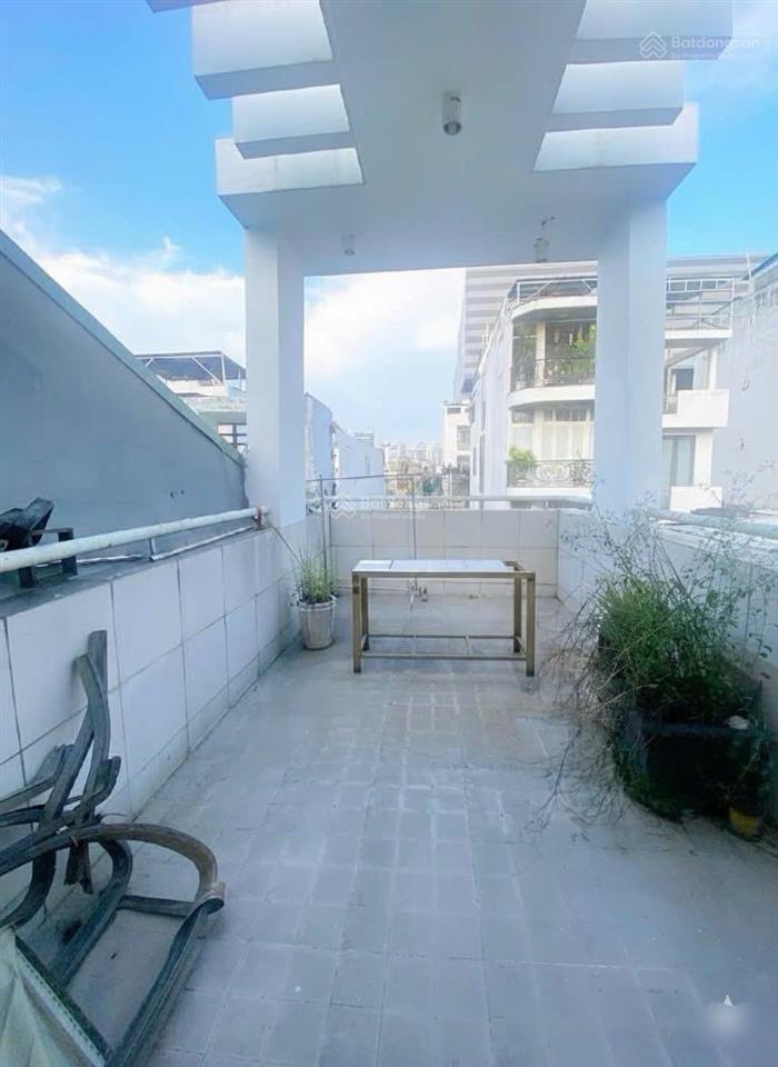 Bán nhà cư xá nguyễn trung trực  3 tháng 2, 45m2  5 tầng  hẻm nhựa 8m chỉ 11 tỷ