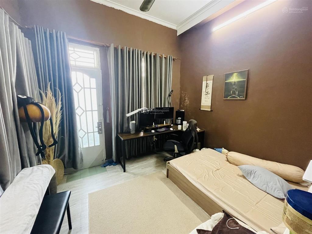Bán nhà cách mạng tháng tám , giáp q.10 q.3  ga metro  48m2  hẻm xe hơi  ngang 6  3 tầng 4 pn