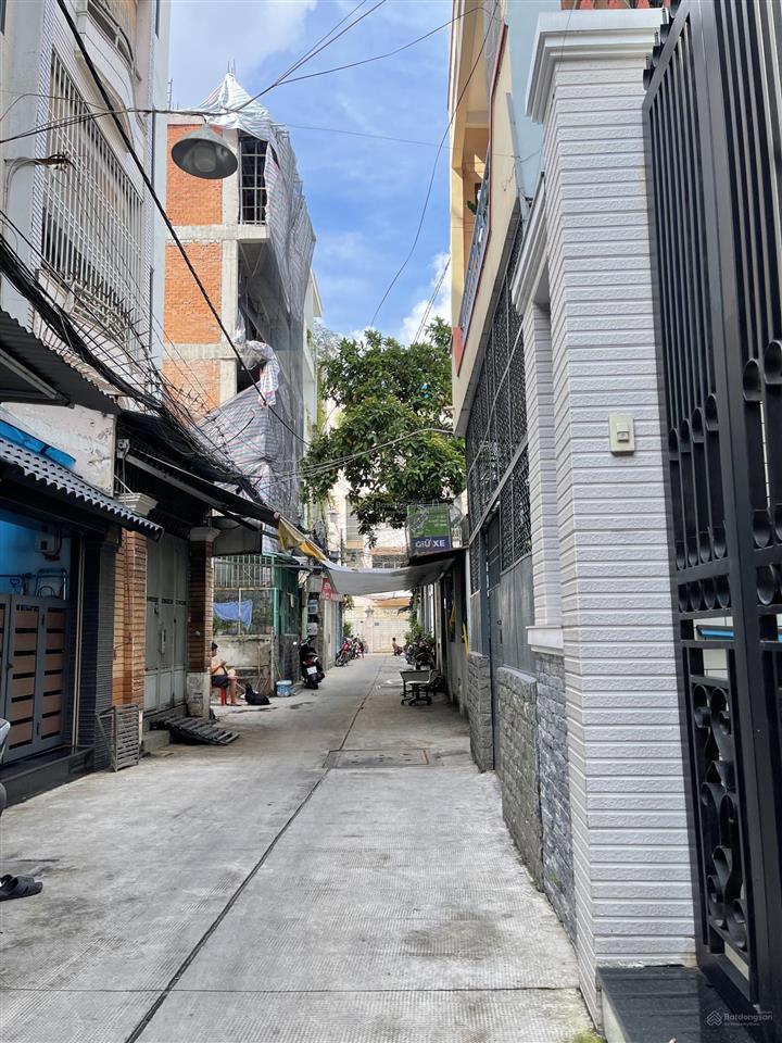 Bán nhà q. 10  ngay nhà hát hoà bình hẻm xe hơi thông 3 tháng 2  điện biên phủ, 75m2 4x19m 9,4tỷ