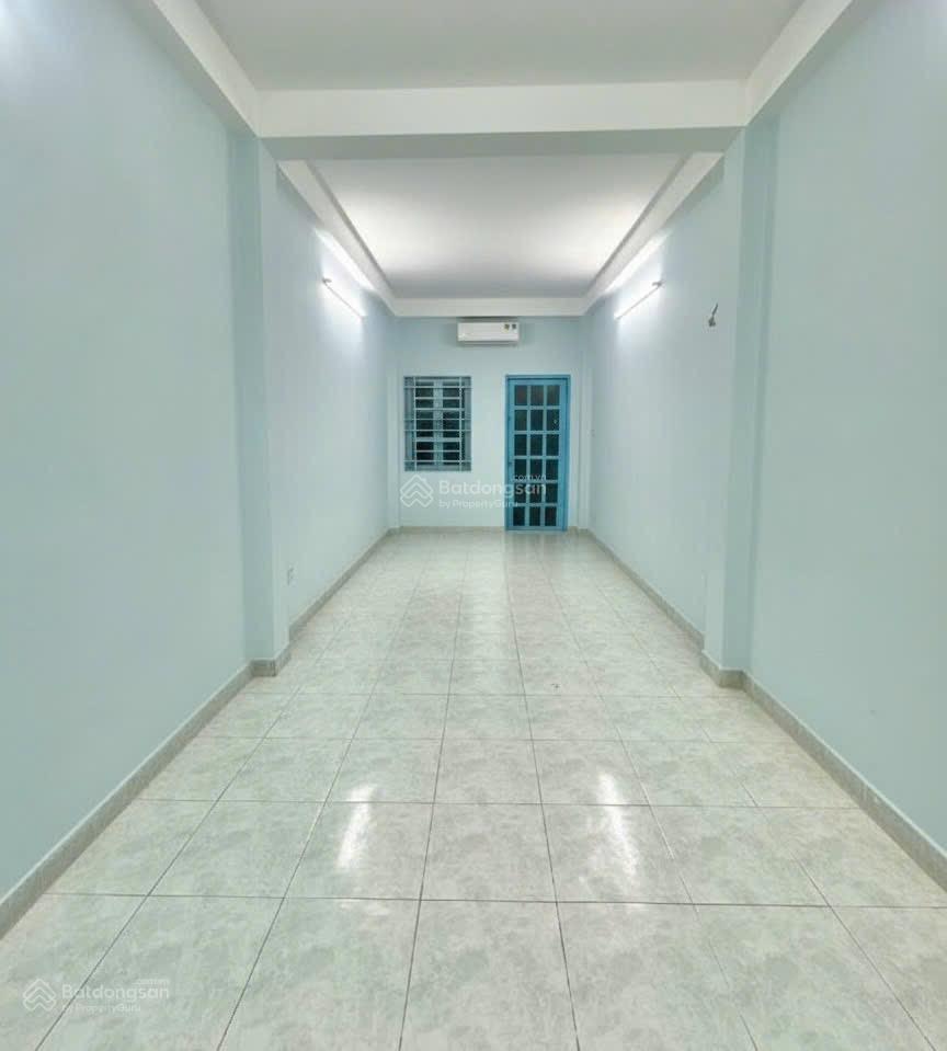 Bán nhà phường hoà hưng quận 10  cư xá nguyễn trung trực  đường 3/2  hẻm oto 8m  45 m2