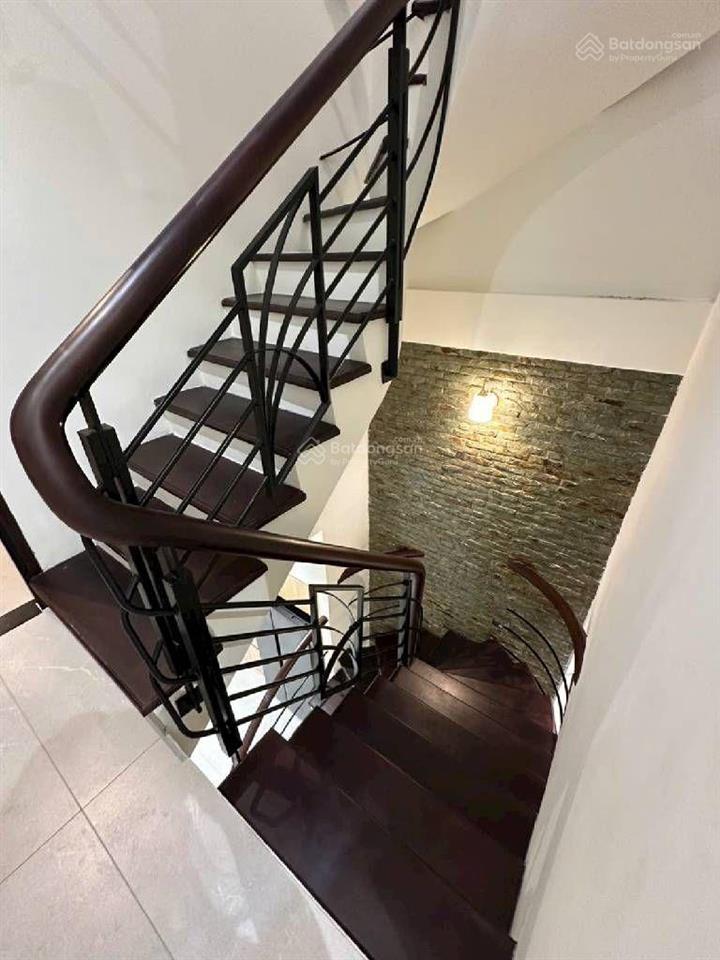 Bán nhà đường 3 tháng 2,hẻm 8m, 62m2, 4 tầng, mới đẹp ở ngay, khu cư xá, phân lô đồng bộ
