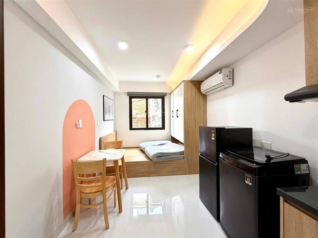 Bán toà căn hộ dịch vụ đường tô hiến thành, phường hoà hưng, 12 phòng, hẻm xe tải , 62m2  4,2x18